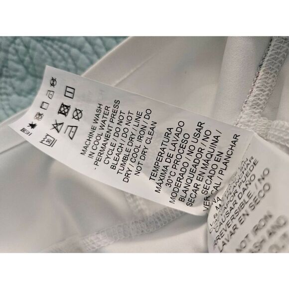 Puma white skort with leaf and flower print. Size M. - Picture 5 of 6